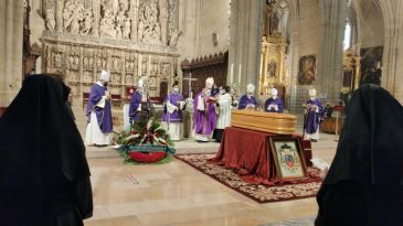 El cardenal Omella preside el funeral de Damián Iguacen, el obispo más longevo del mundo, fallecido con 104 años