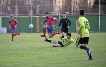 El CD Teruel vence 1-0 al filial del Real Zaragoza, rival directo en la pelea por el ascenso