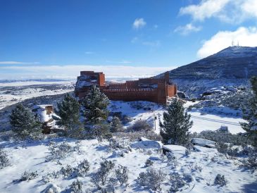 Cierran el castillo de Peracense por las restricciones y las inclemencias meteorológicas