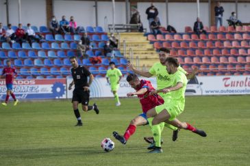 El CD Teruel se lleva un punto en su visita a Belchite