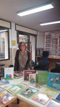 Maite Pérez, bibliotecaria de Alcorisa: “La gente acude a la lectura para evadirse y buscar una sensación de normalidad”