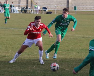 El Calamocha CF se lleva un empate de Sariñena con un gol en los últimos minutos (2-2)