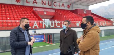 El concejal de Deportes visita La Nucia para extraer ideas que mejoren las nuevas instalaciones de Teruel