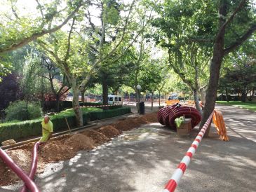 El parque de Los FuerosRicardo Eced de Teruel mejora la iluminación