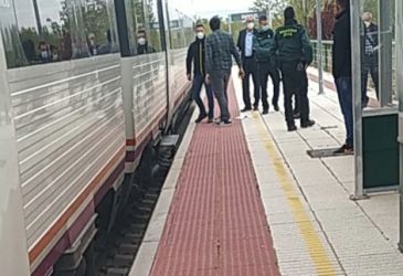 Un TRD 594 se avería y los viajeros llegan a Zaragoza con dos horas de retraso