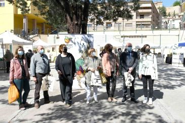 Alcañiz brinda un espacio a los productos ecológicos y artesanos del Bajo Aragón