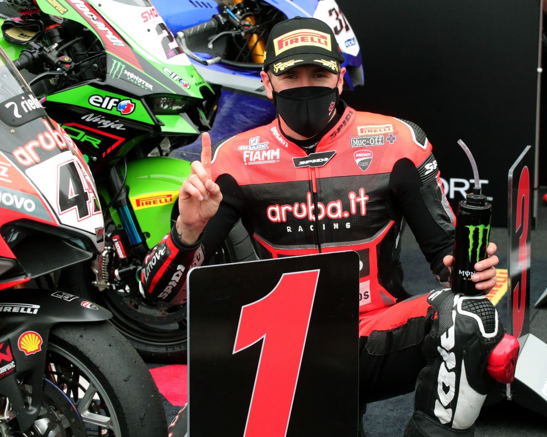 Scott Redding apuesta a ganador con la elección de los neumáticos en las Superbikes de Motorland