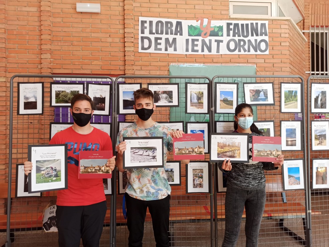 Los alumnos de la Escuela Hogar de Teruel plasman en fotos la fauna y flora de sus pueblos