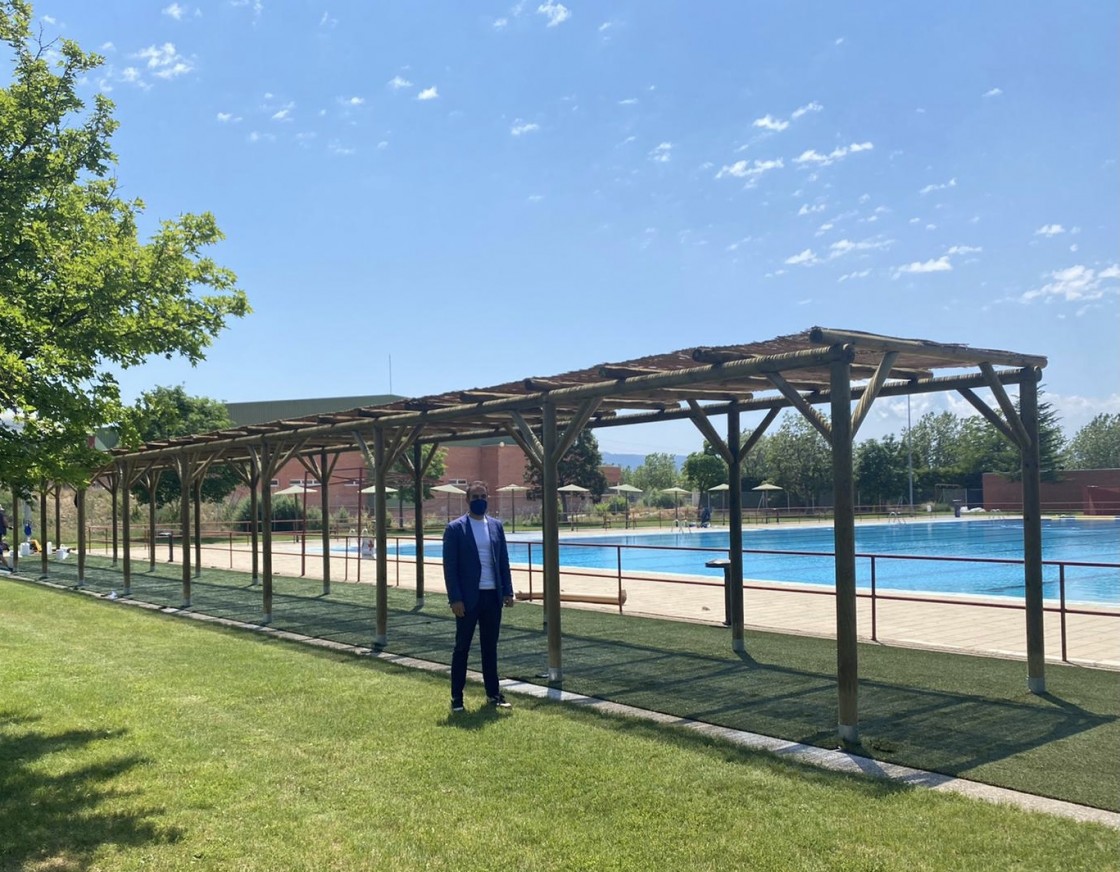 La temporada de piscinas de la capital arranca este viernes con la apertura de Los Planos