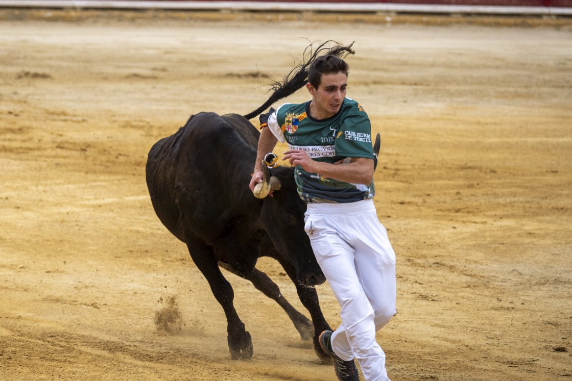 Los recortadores reabren la plaza de toros de Teruel tras largos meses de pandemia