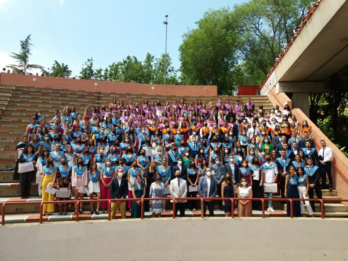 Ceremonia de graduación de más de 200 estudiantes de la Facultad de Ciencias Sociales y Humanas