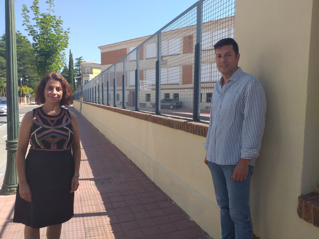 El Ayuntamiento de Teruel acomete trabajos de mantenimiento en los colegios de la ciudad