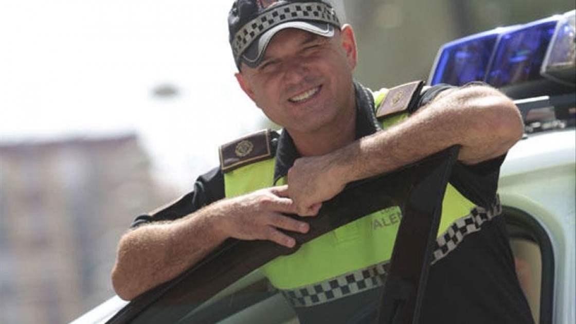 Ernest Gómez, policía y formador de la OSCE para sensibilizar en diversidad afectivo-sexual: “En los pueblos los chismes contribuyen a que la gente se vaya a otro sitio a vivir”
