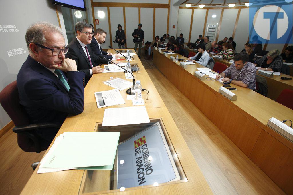 La DGA presenta su borrador de presupuestos y lanza la pelota al tejado de Podemos