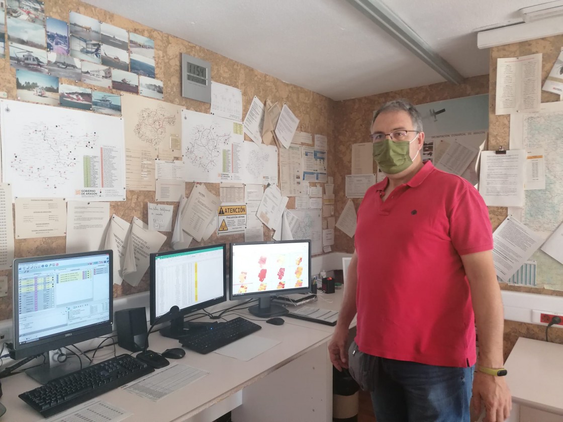 José Fernando González Garzón, jefe de la Sección de Incendios Forestales en Teruel: “Estos días no se debe hacer fuego en el campo, ni aun en los sitios habilitados”