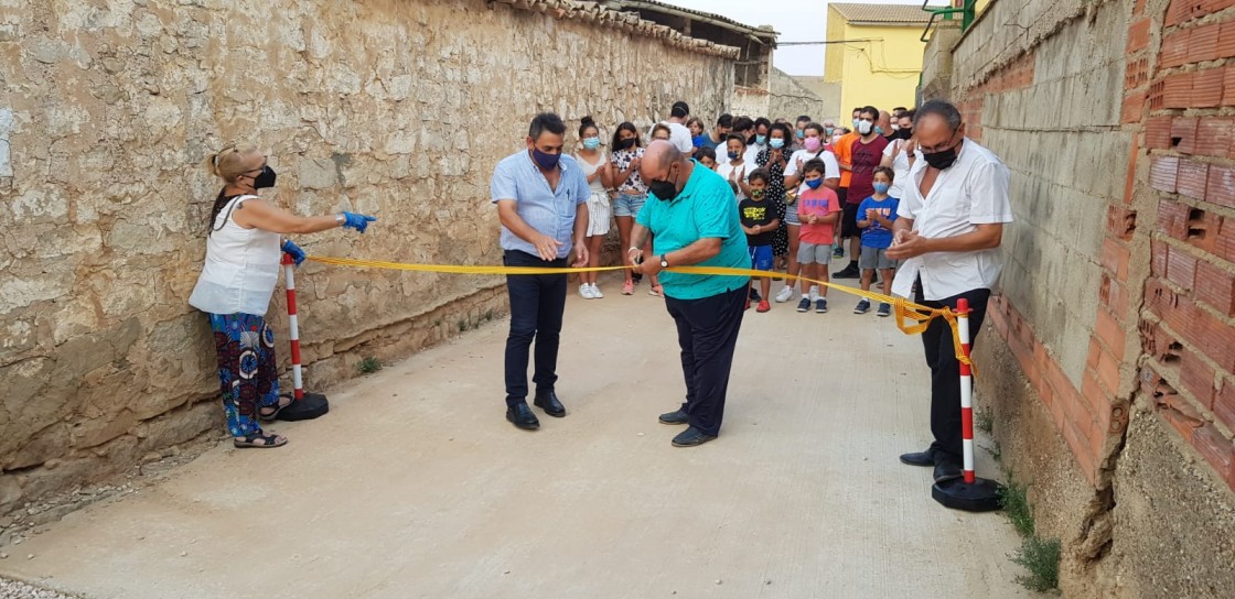 Jatiel estrena un parque social acometido con fondos del Plan de Obras y Servicios de la Diputación de Teruel