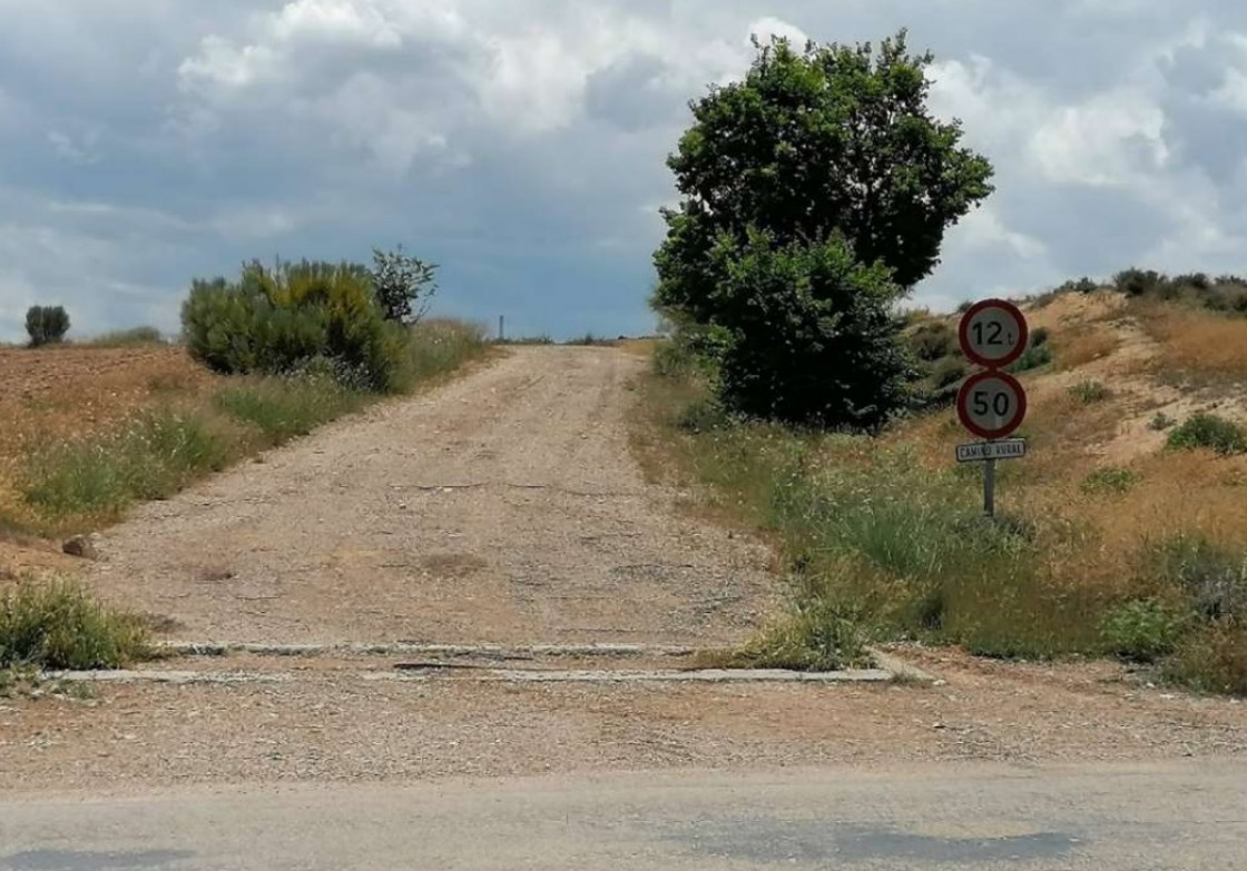 El Ayuntamiento de Alcañiz licita la mejora de caminos rurales  por 86.000 euros