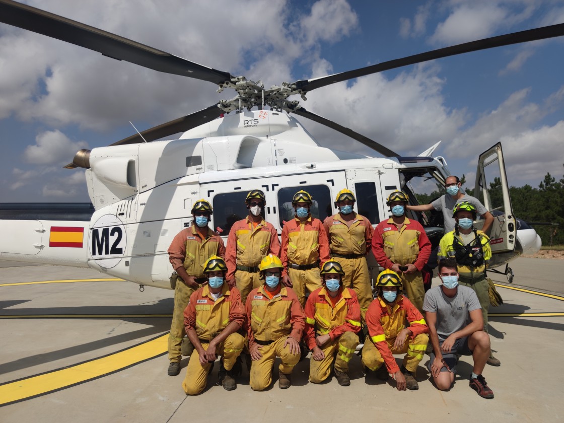 Casi tres décadas de lucha contra los incendios: la cuadrilla helitransportada número 23 de Teruel se creó en 1994 con cinco efectivos y ahora tiene 22