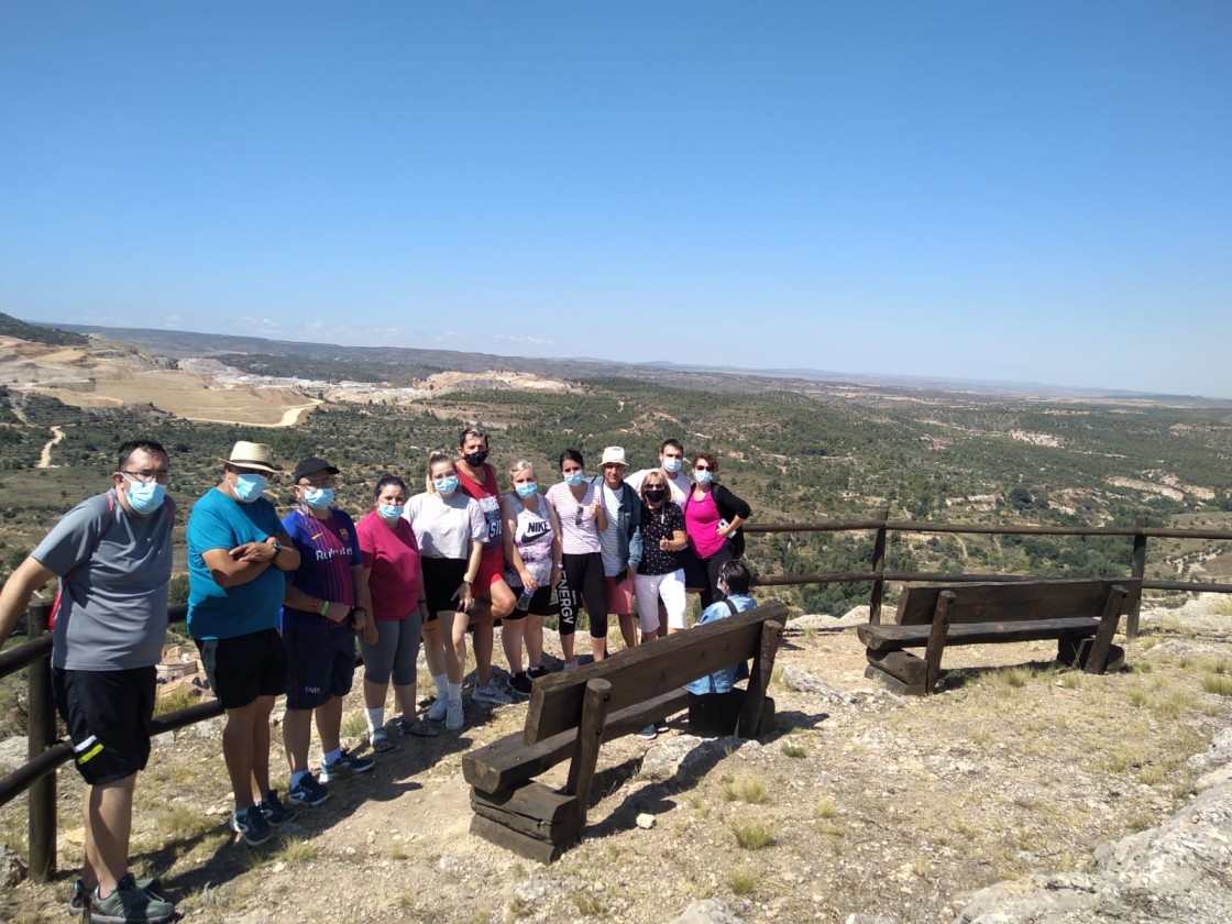 Más de mil personas han participado en las visitas estivales de la Sierra de Arcos