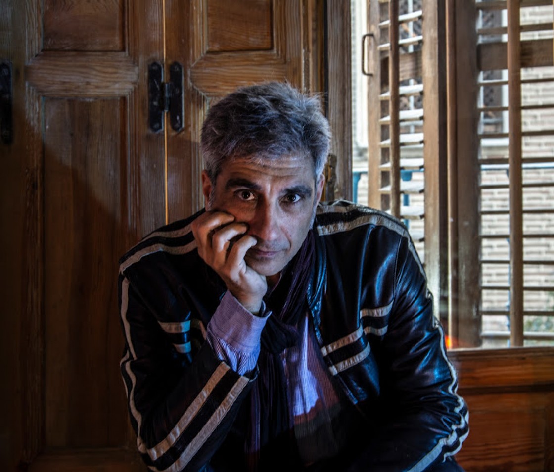 Iván Vélez, escritor e investigador: