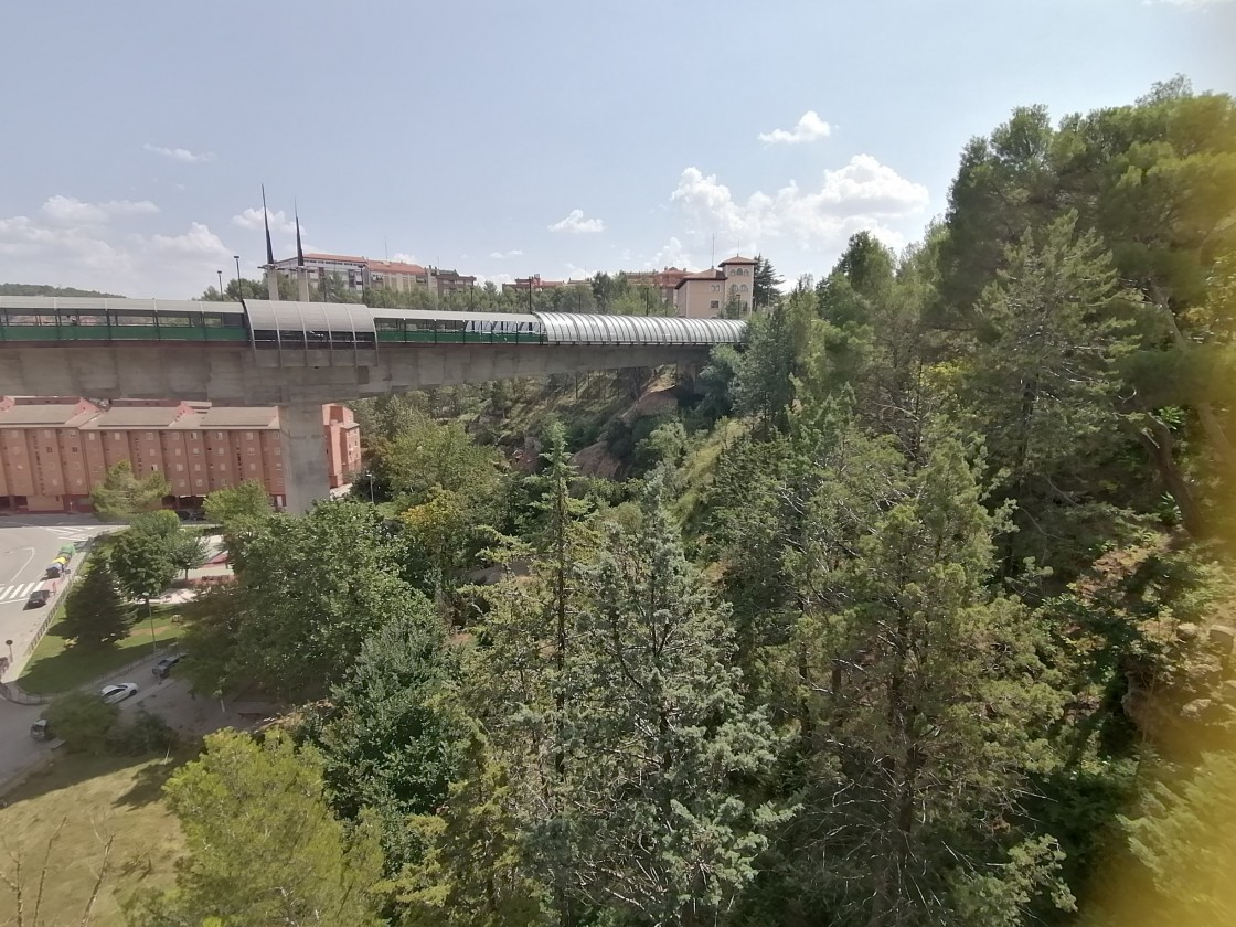 Un sistema mecánico unirá los barrios de San Julián y el Ensanche de la capital