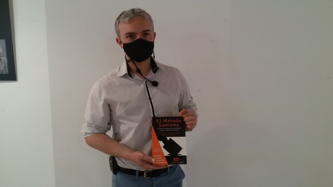 Víctor Manuel Sanroma, autor del libro ‘El Método Sanroma, no + votantes basura’ : “Uno de cada cinco votos de los electores de la provincia de Teruel acaba en la basura”