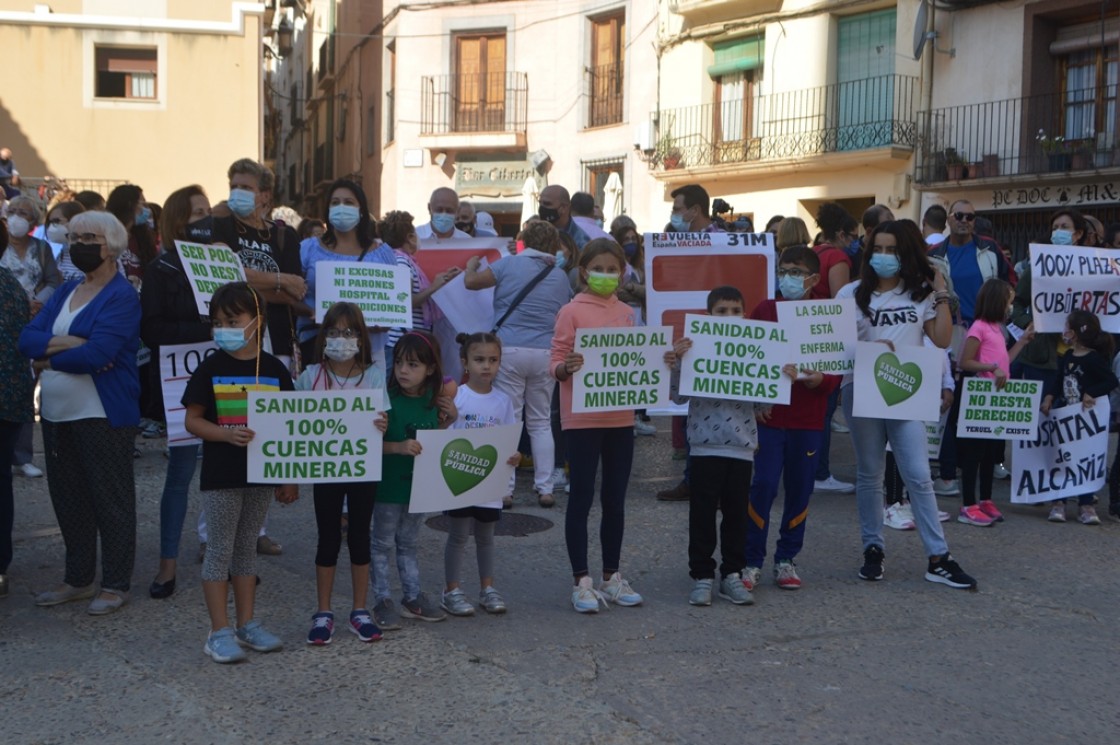 Los partidos defienden su compromiso con el medio rural ante el Movimiento de Acción Rural