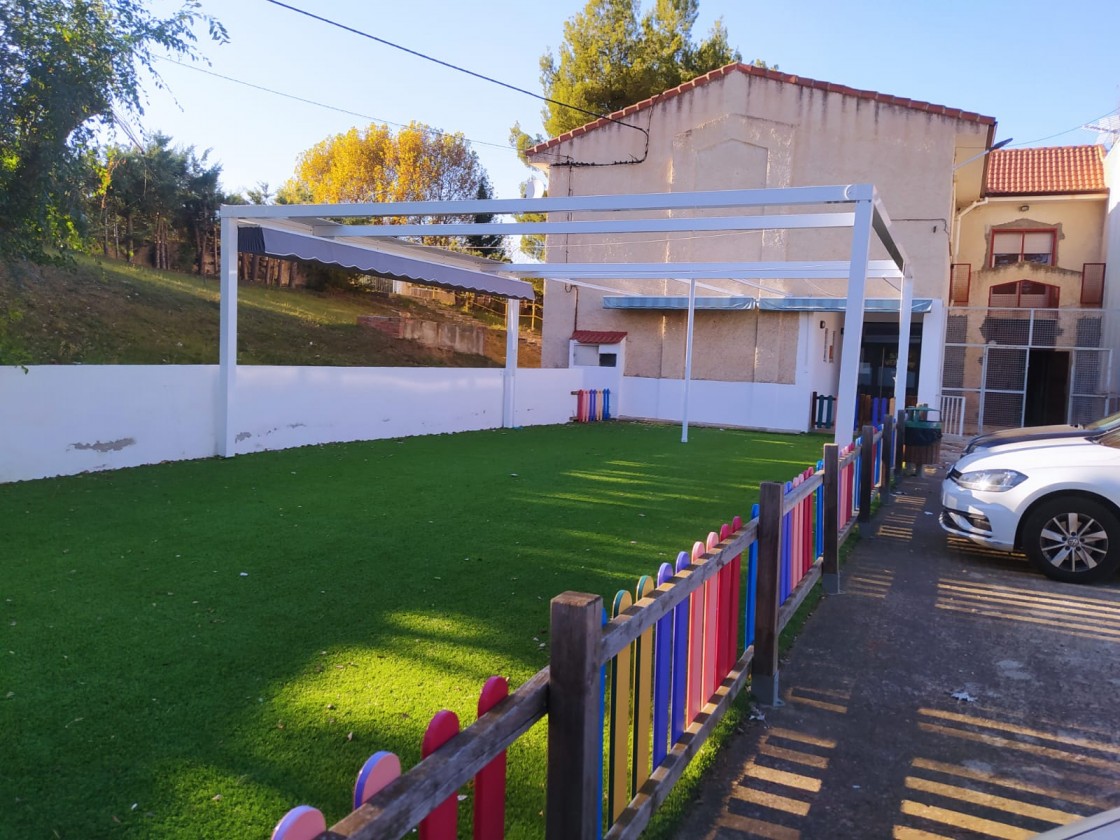 Los padres piden que se cree un aula para bebés hasta un año en Utrillas