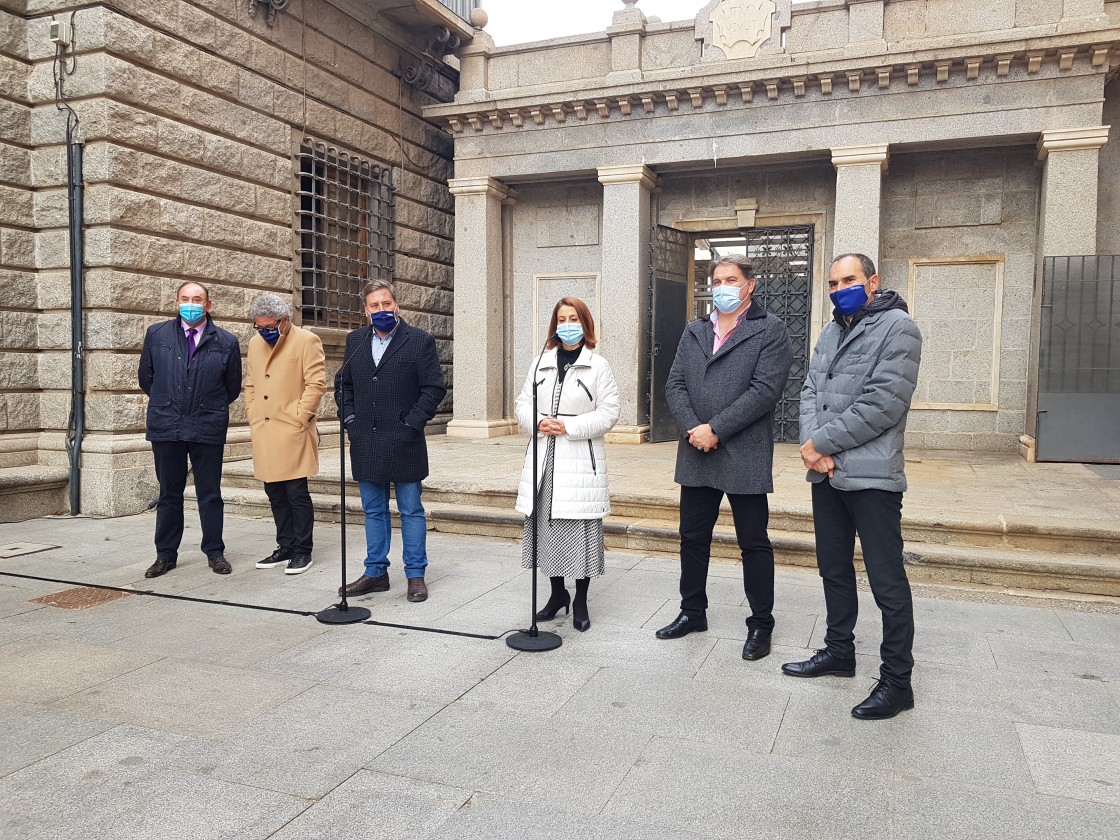 La UE financiará el ascensor del Carmen y rutas ciclistas por los barrios rurales  de la capital