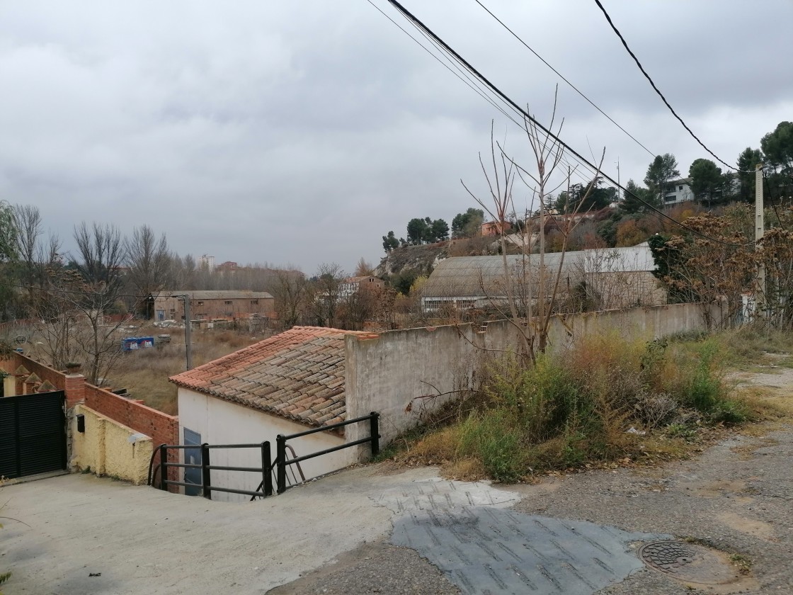 Aprobado un convenio urbanístico que recupera el proyecto de centro comercial en las riberas del Turia