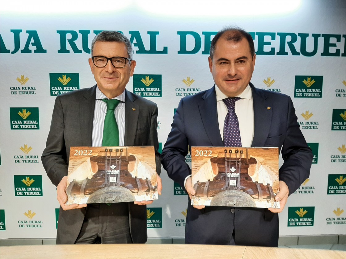 Las campanas y campanarios protagonizan el calendario de 2022 de Caja Rural de Teruel