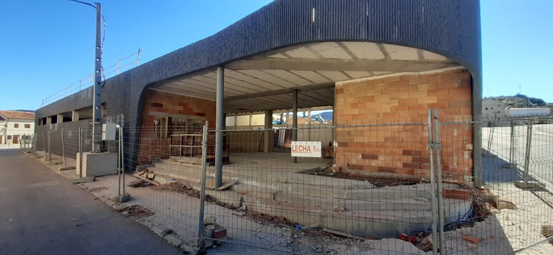 Recta final en la construcción del nuevo pabellón polideportivo de Cantavieja