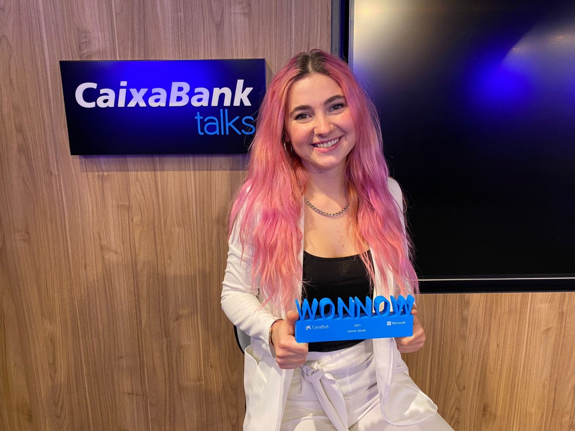 Leonor Alcalá, graduada en Ciencias Ambientales y ganadora de los premios Wonnow de Caixabank y Microsoft: 