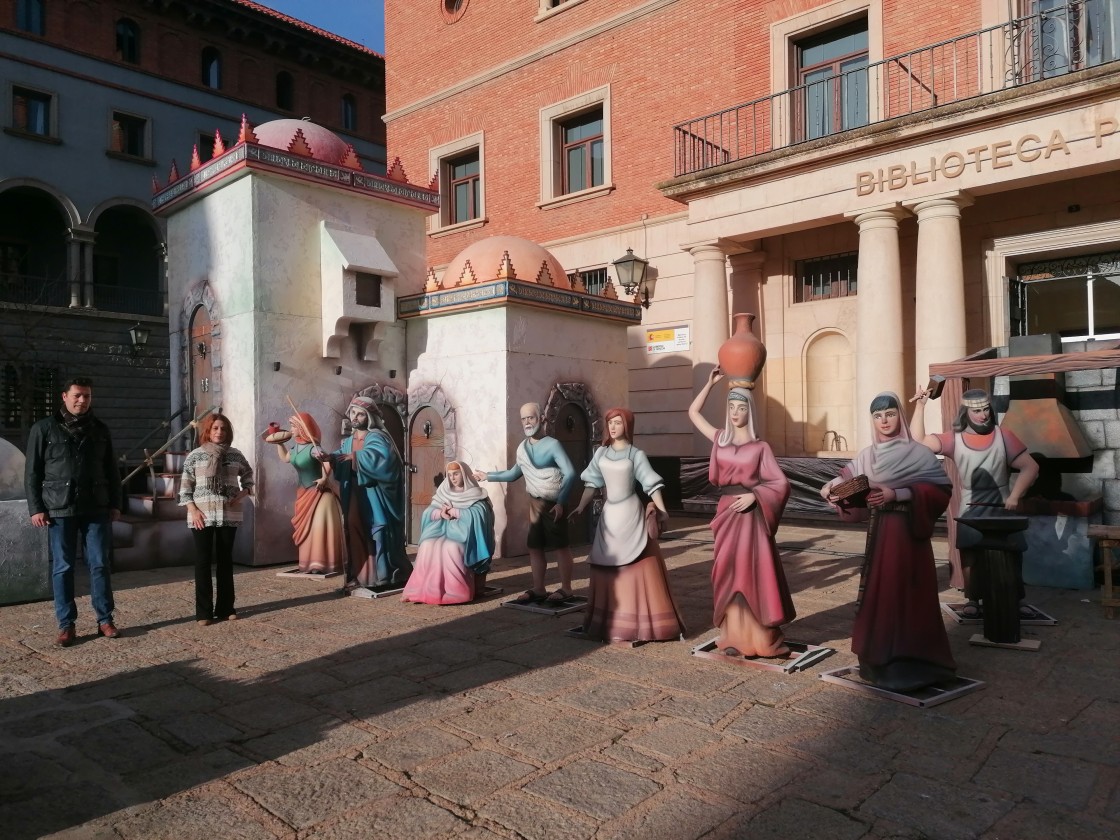 El belén gigante de la Plaza del Seminario abre hoy al público con nuevas figuras y estructuras