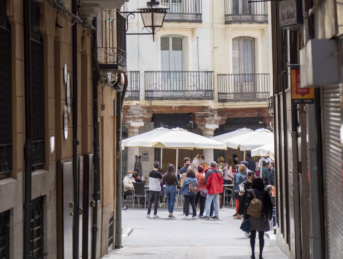 El Plan para la Hostelería y Turismo de la DGA, las tres diputaciones y los ayuntamientos adheridos beneficiará a 735 empresas turolenses