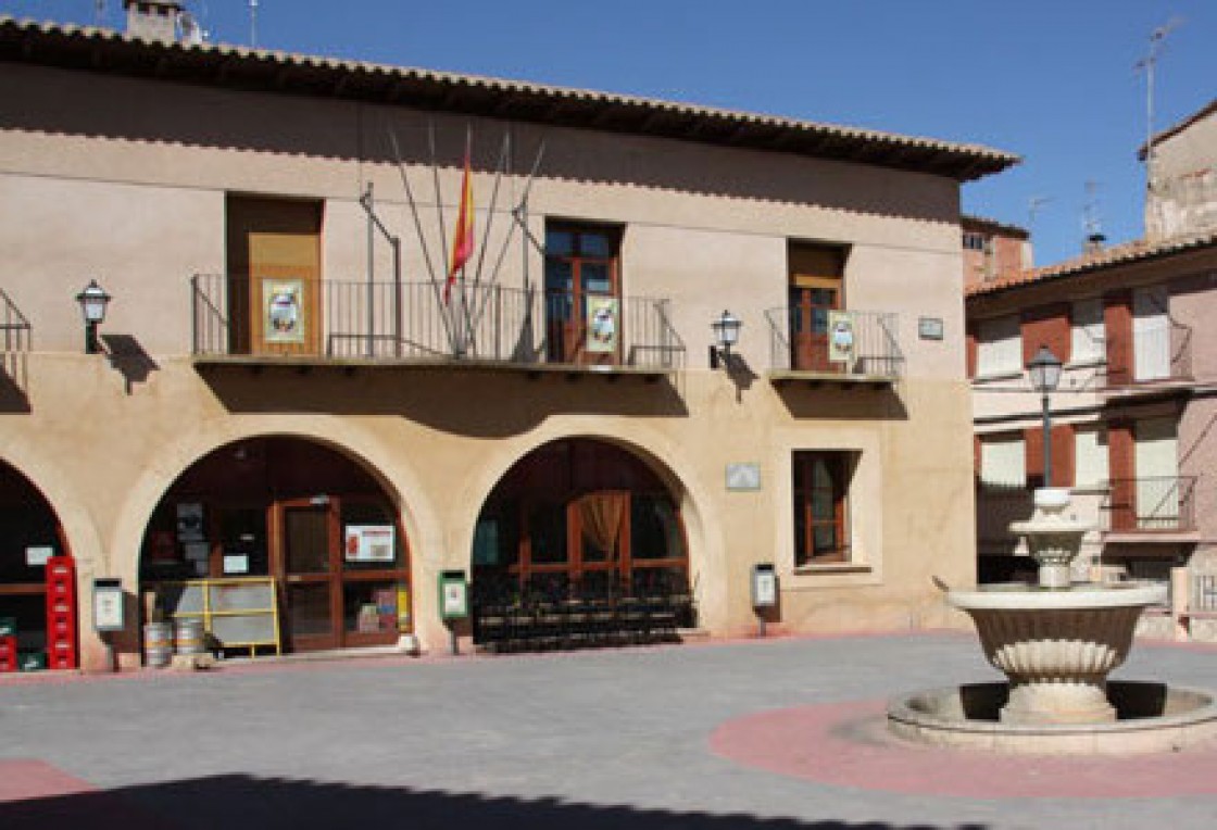 Aguaviva aprueba un presupuesto de 2 millones que incluye el pabellón
