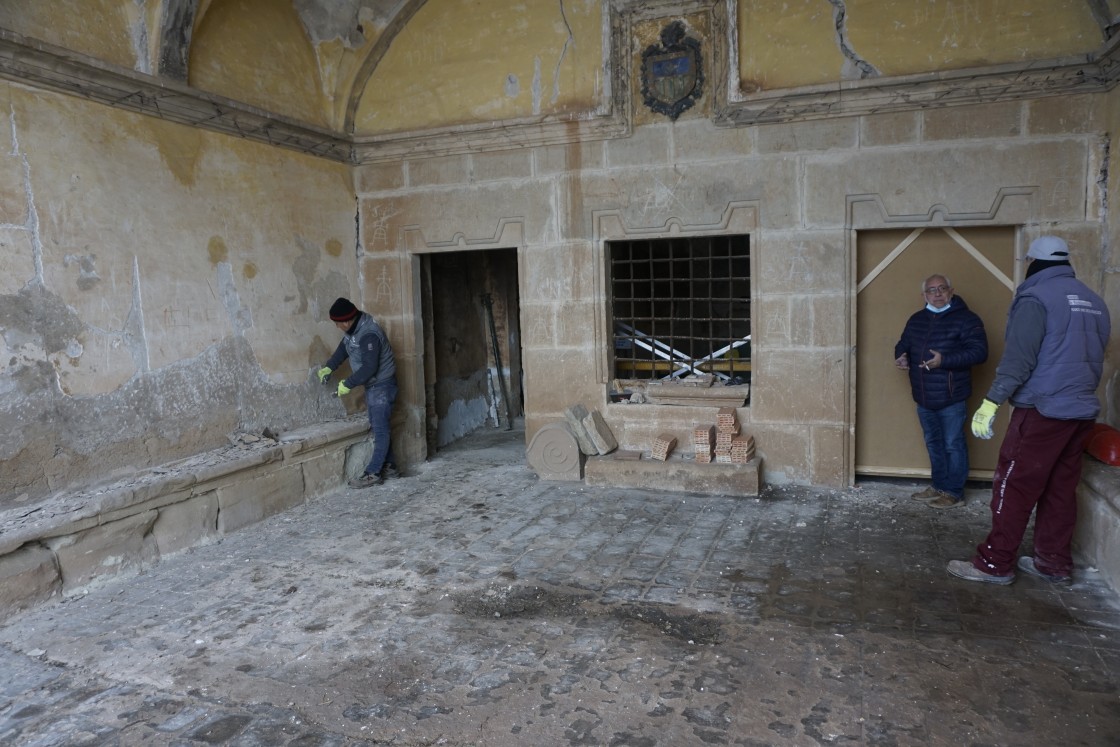 Monteagudo recupera la ermita del Pilar con apoyo de los vecinos