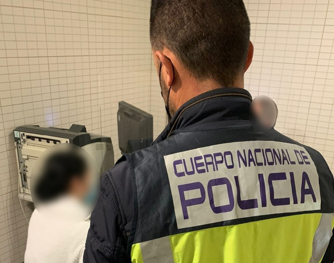 Detenida en Alicante una mujer con ocho órdenes de busca y captura, una de un juzgado de Teruel