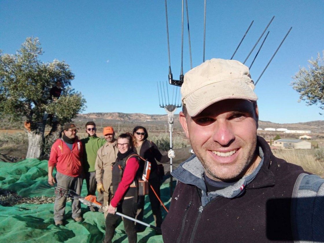 Apadrinaunolivo.org está a la búsqueda del nuevo agricultor tras lograr su reto navideño