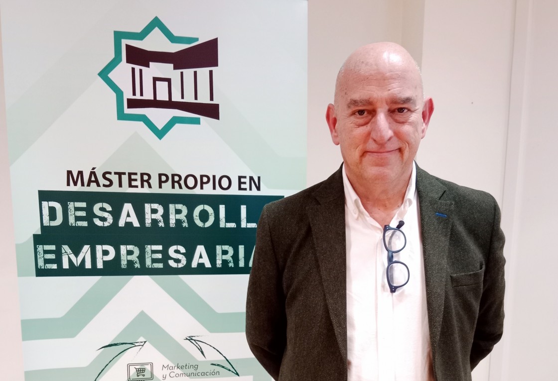 Miguel Justribó, consultor de márketing y comunicación: