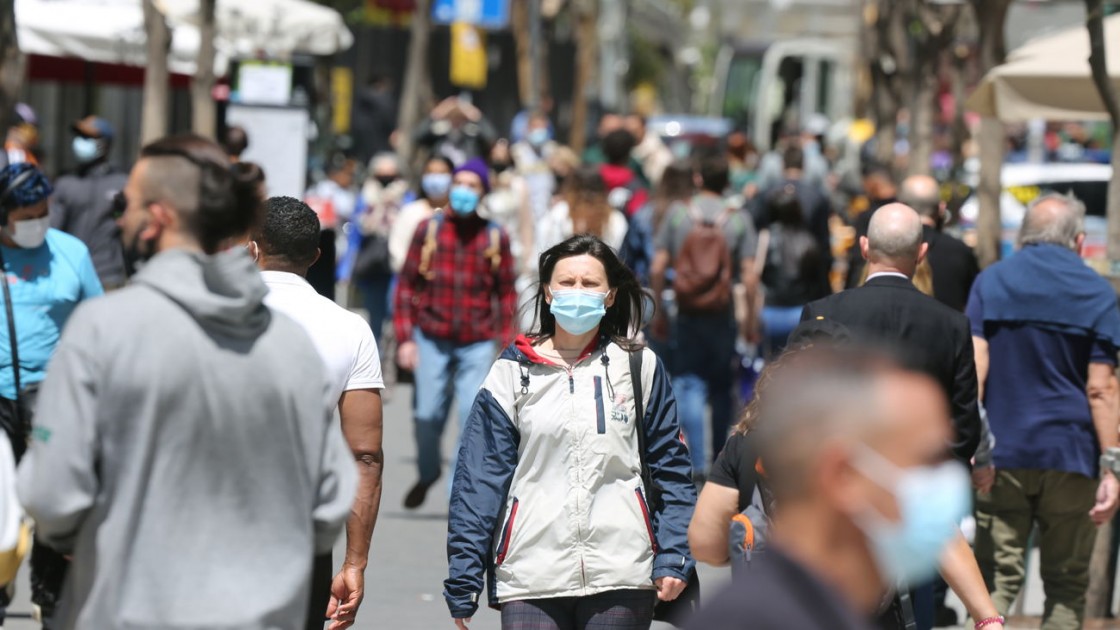 El Gobierno aprobará el martes eliminar la obligación de las mascarillas al aire libre