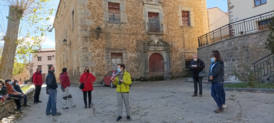 Villarroya de los Pinares organiza una jornada turística con motivo de la celebración de San Valentín