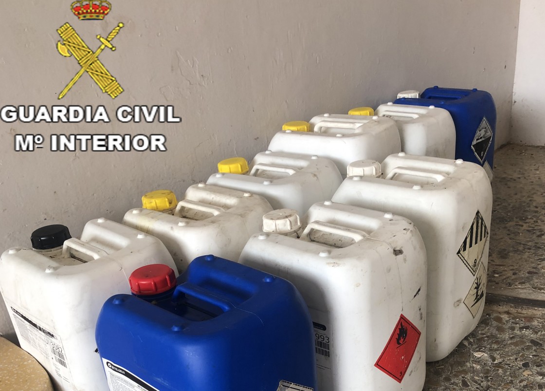 La Guardia Civil investiga a los presuntos autores de varios delitos de hurto de gasoil de maquinaria de construcción e incauta 300 litros en Calamocha