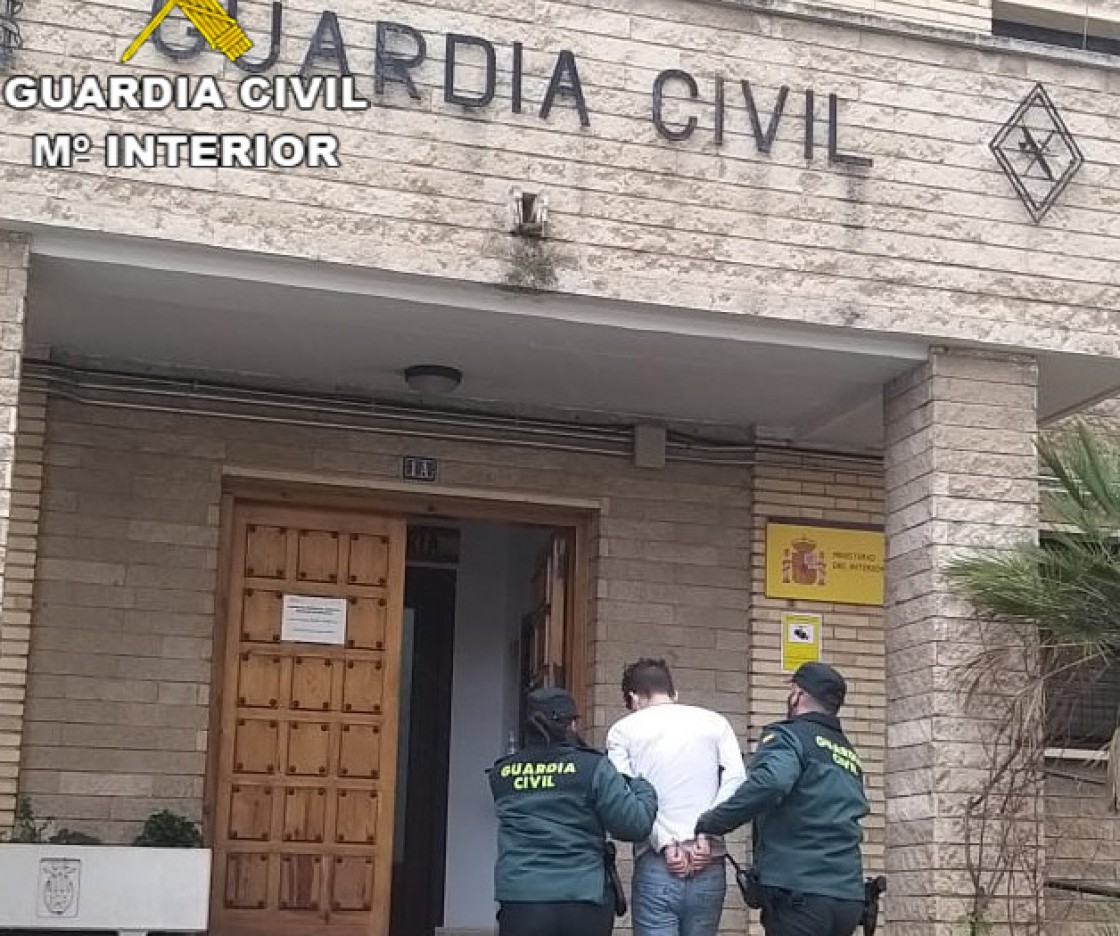 La Guardia Civil de Alcañiz detiene al presunto autor de un delito de robo con violencia