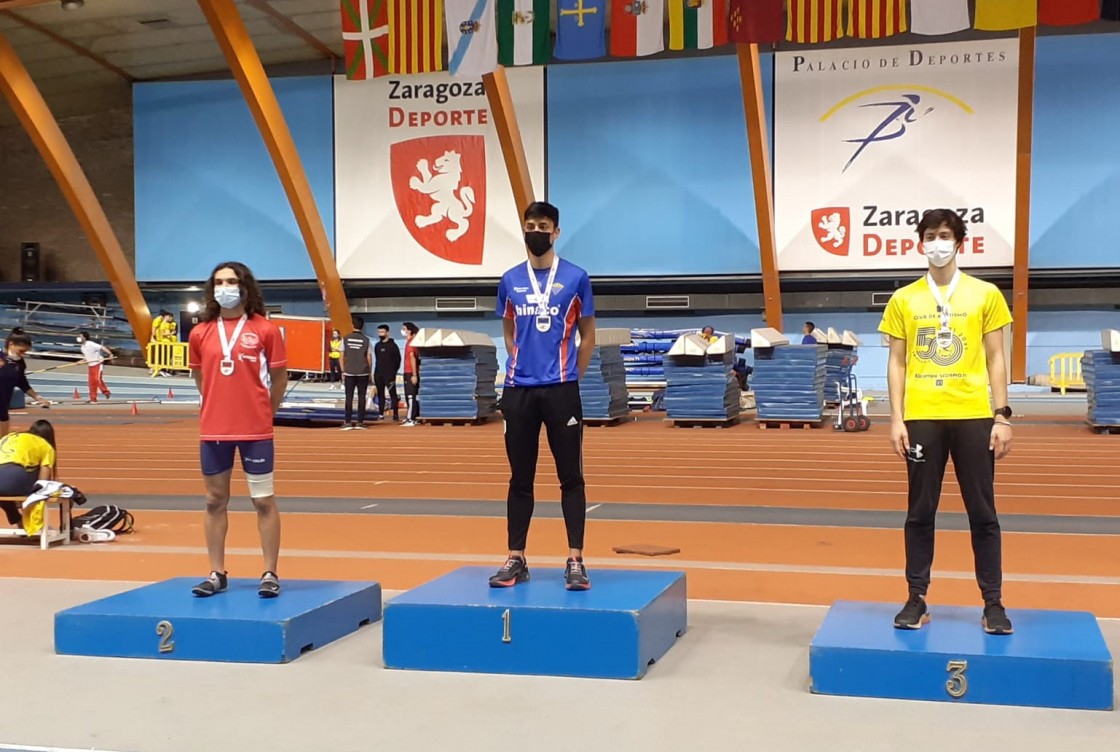 Lluvia de medallas para el atletismo turolense