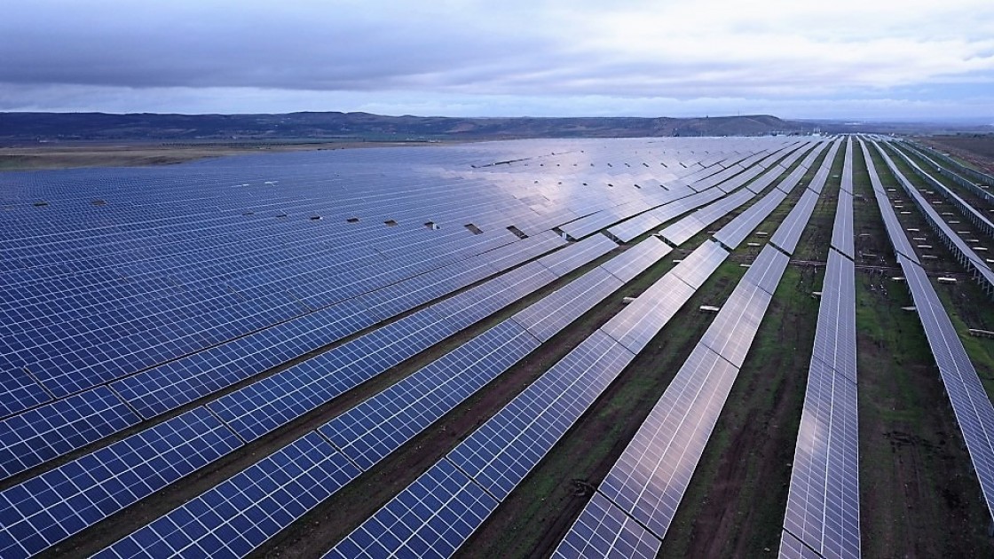 La compañía Naturgy está presente en dos de las once plicas del concurso para los 1.202 MW del Nudo Mudéjar