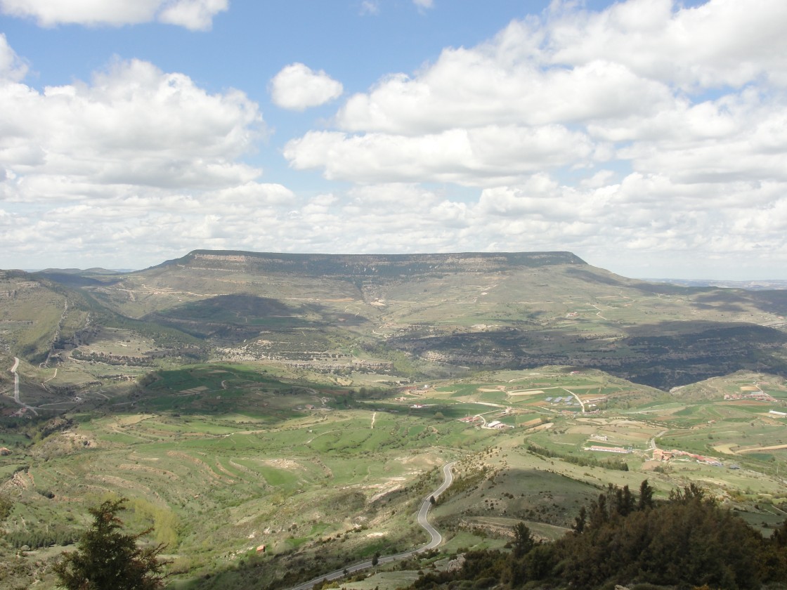 La Plataforma a favor de los Paisajes de Teruel alerta sobre la llegada masiva de proyectos eólicos