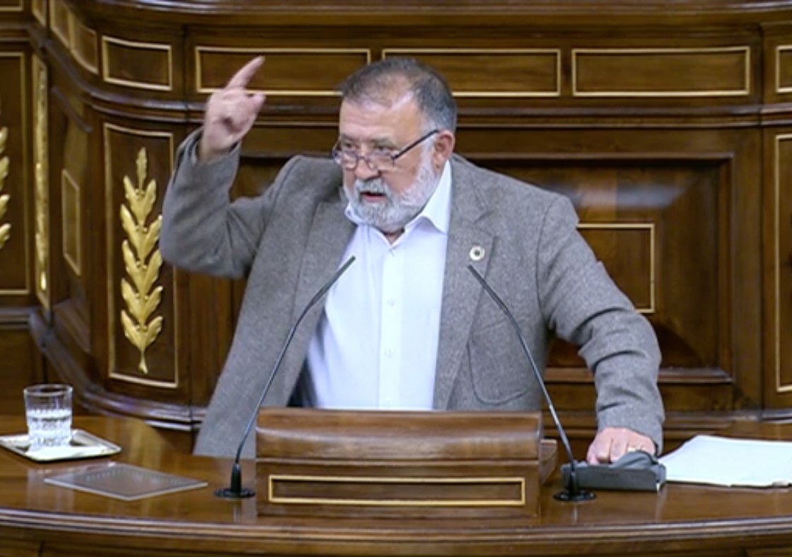 El diputado socialista por Teruel Herminio Sancho pide al PP que no utilice a los agricultores y que sea constructivo