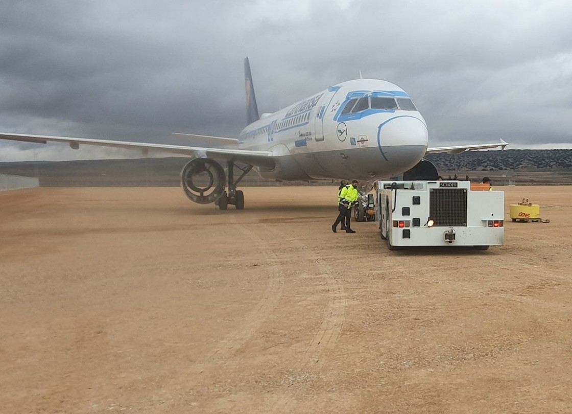 Tarmac dispone ya de la campa provisional de estacionamiento en la zona industrial del Aeropuerto de Teruel