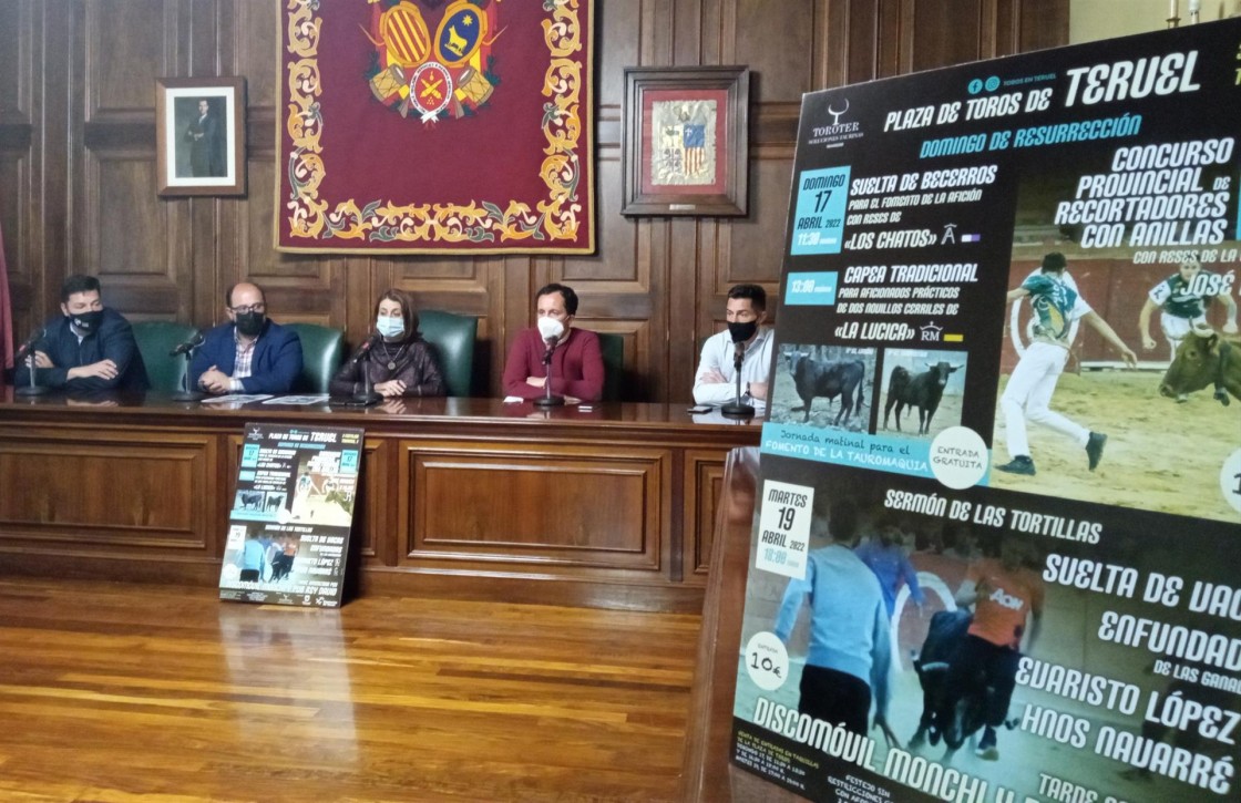 Alberto Izquierdo ofrece las instalaciones de El Chantre de la DPT para acoger una escuela taurina